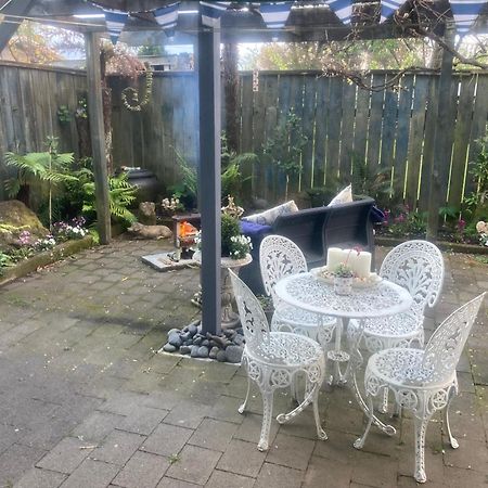 Anglers Adventure Paradise Cabin Bnb Wifi Parking Turangi Extérieur photo