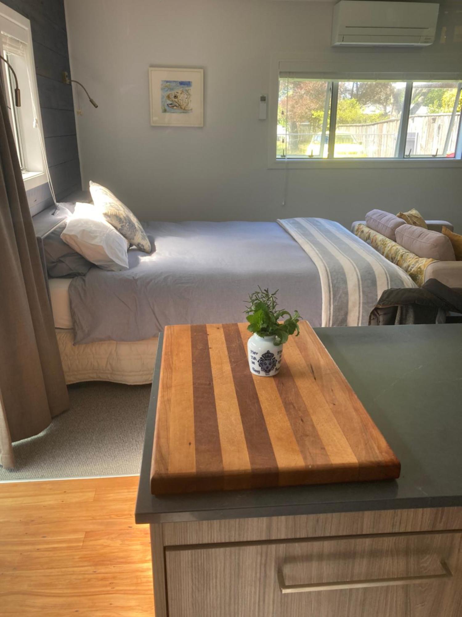 Anglers Adventure Paradise Cabin Bnb Wifi Parking Turangi Extérieur photo